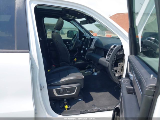 2022 RAM 1500 1C6SRFJT0NN281941 Photo 4