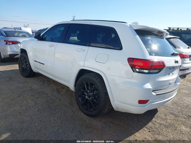 1C4RJEAG5JC512012 Jeep Grand Cherokee