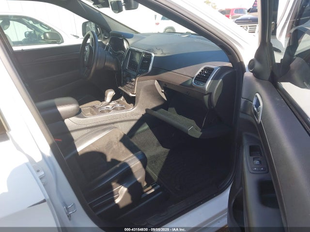 1C4RJEAG5JC512012 Jeep Grand Cherokee