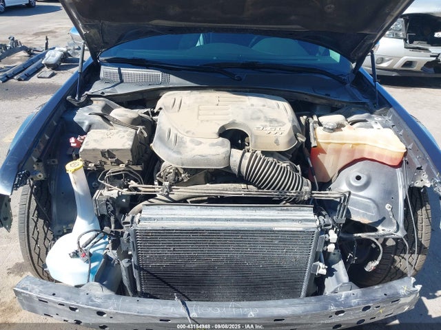 Chrysler 300 2017 2C3CCAKGXHH565632 Image 10