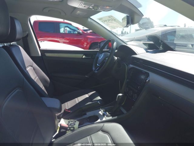 2022 VOLKSWAGEN PASSAT 1VWSA7A32NC001421 Photo 4
