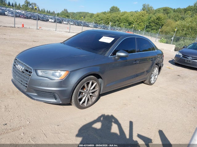 2015 AUDI A3 WAUEFGFF9F1025035 Photo 1