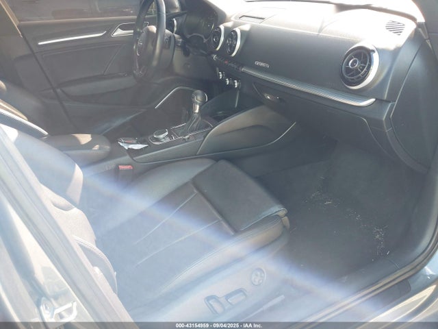 2015 AUDI A3 WAUEFGFF9F1025035 Photo 4