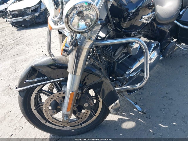 1HD1FBM31GB656868 Harley-Davidson Road King