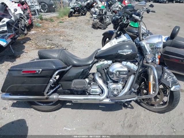 1HD1FBM31GB656868 Harley-Davidson Road King