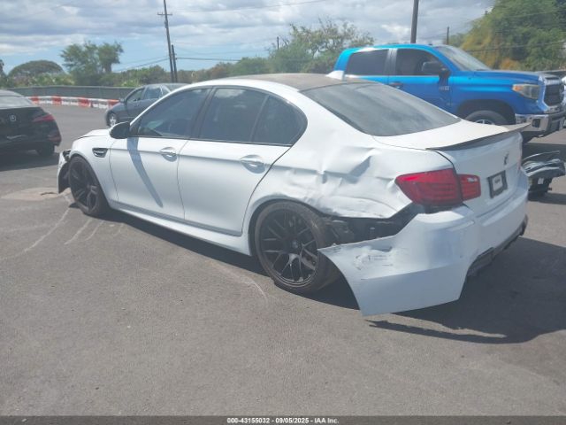 2013 BMW M5 WBSFV9C59DC773781 Photo 2
