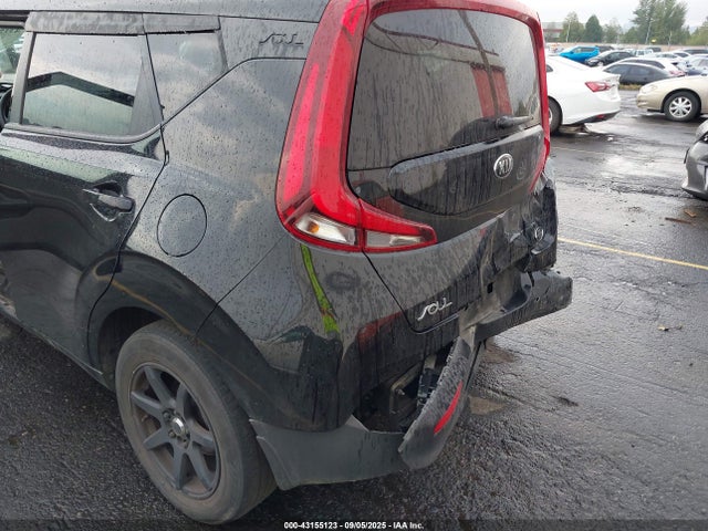 KNDJ23AU9M7133371 KIA SOUL LX