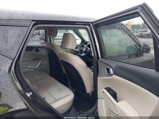 KNDJ23AU9M7133371 KIA SOUL LX
