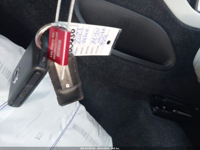 2021 VOLVO XC40 YV4162UK7M2464551 Photo 10