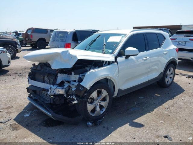2021 VOLVO XC40 YV4162UK7M2464551 Photo 1