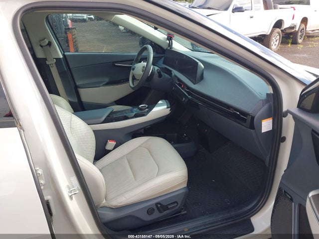 KNDC34LA5N5077943 KIA Ev6 Wind