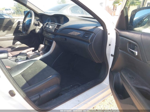 Honda k24w1 2017 1HGCR2F54HA077219 Image 5