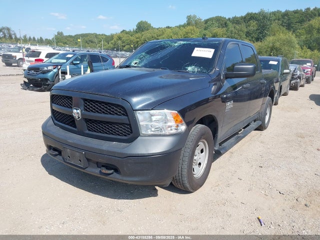 43155298 :رقم المزاد ، 3C6RR7KG8LG144256 vin ، 2020 Ram 1500 Classic Tradesman  4x4 5'7 Box مزاد بيع