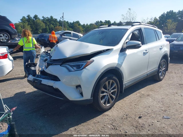 Toyota 2ar-fe 2018 JTMDFREV5JJ721709 Image 2
