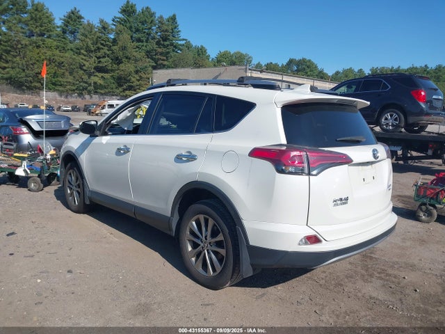 Toyota 2ar-fe 2018 JTMDFREV5JJ721709 Image 3