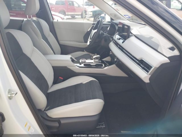 2025 MITSUBISHI OUTLANDER JA4J3VA85SZ030181 Photo 4