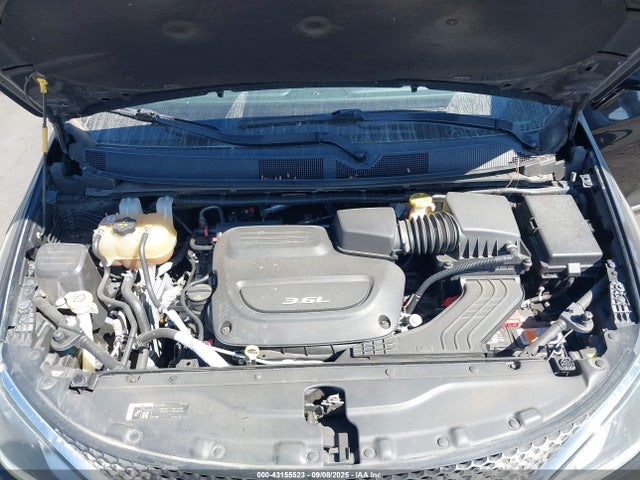 2C4RC1GG5JR270548 Chrysler 2018
