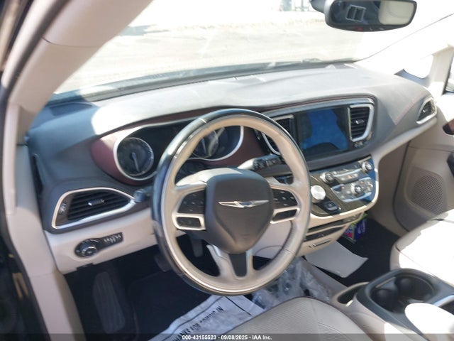 2C4RC1GG5JR270548 Chrysler 2018