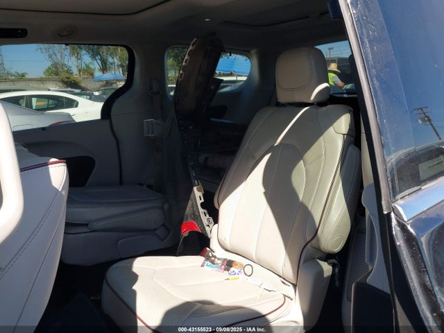 2C4RC1GG5JR270548 Chrysler 2018