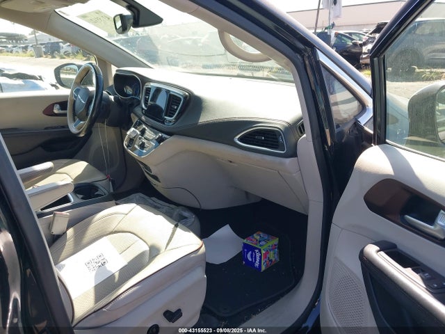 2C4RC1GG5JR270548 Chrysler 2018