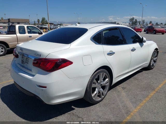 JN1BY1AR1HM770171 Infiniti 2017