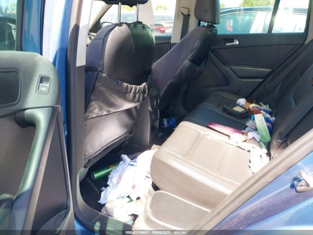 2017 VOLKSWAGEN TIGUAN WVGRV7AXXHW502564 Photo 7