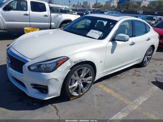 JN1BY1AP9FM542446 Infiniti Q70 3.7