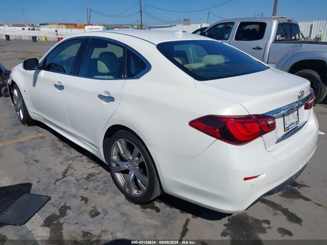 JN1BY1AP9FM542446 Infiniti Q70 3.7