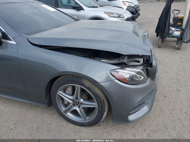 Mercedes-Benz m276 2019 WDD1J6HB9KF080902 Image 17