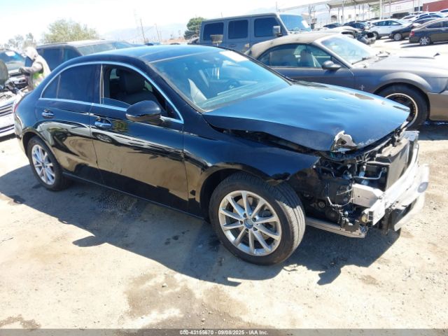 2019 MERCEDES-BENZ A 220 WDD3G4EB9KW025611