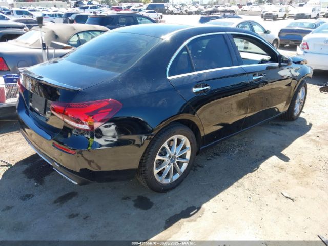 2019 MERCEDES-BENZ A 220 WDD3G4EB9KW025611 Photo 3