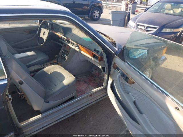 1984 MERCEDES-BENZ 500 WDBCA44A2EA051603 Photo 4