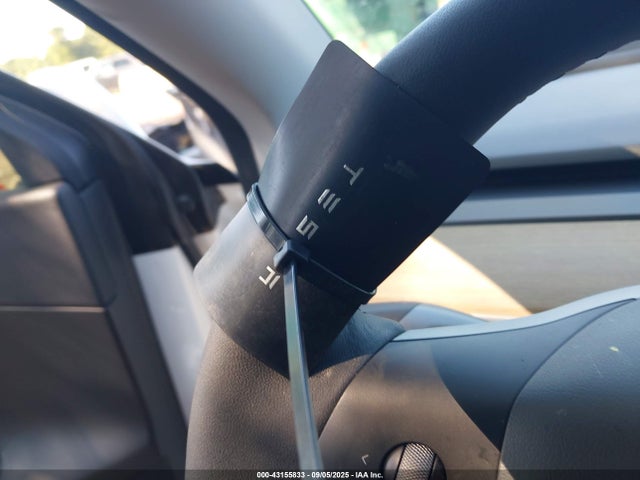 5YJYGDEE3MF295497 Tesla 2021