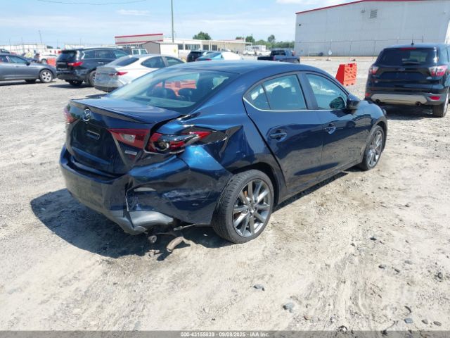 2018 MAZDA MAZDA3 3MZBN1V35JM266399 Photo 3