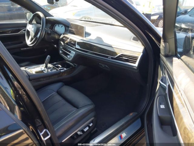 2016 BMW 740I WBA7E2C59GG504547 Photo 4