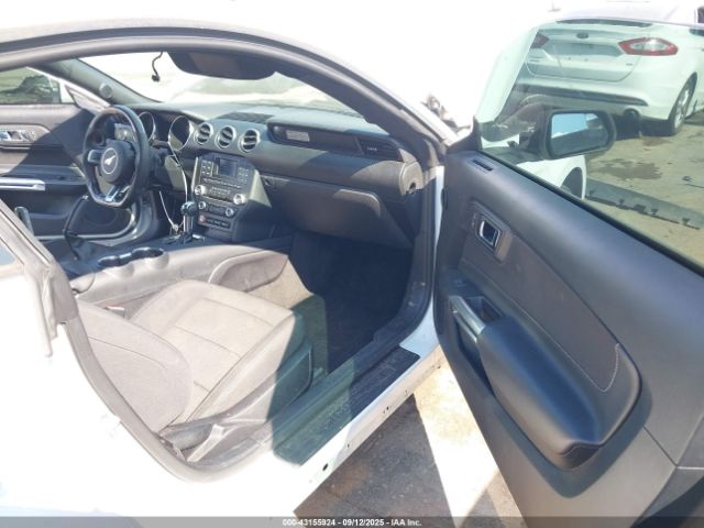 2017 FORD MUSTANG 1FA6P8AM6H5259084 Photo 4