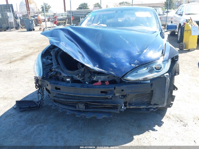 2015 TESLA MODEL S 5YJSA1H16FFP71484 Photo 5