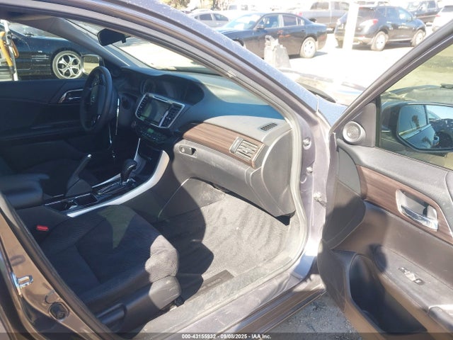 1HGCR2F74HA049566 Honda k24w1