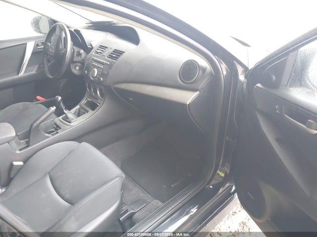 2011 MAZDA MAZDA3 JM1BL1K69B1447799 Photo 4