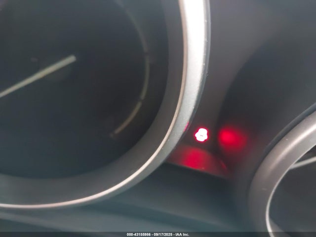 2011 MAZDA MAZDA3 JM1BL1K69B1447799 Photo 6