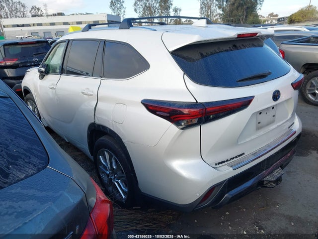 5TDXBRCH3RS637439 Toyota a25a-fxs