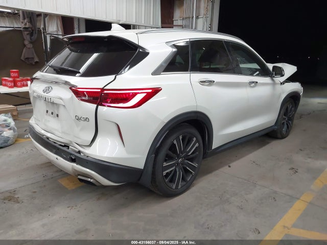 Infiniti 2021 2021 3PCAJ5BA4MF125742 Image 4