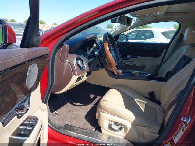 2012 JAGUAR XJ SAJWA2GBXCLV28921 Photo 4