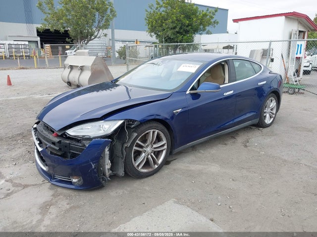 2015 TESLA MODEL S 5YJSA1S28FF091829 Photo 1