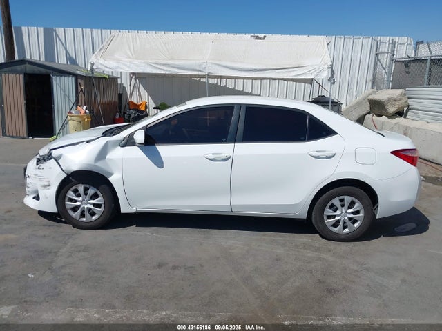 Toyota 2zr-fe 2017 5YFBURHE3HP621669 Image 14