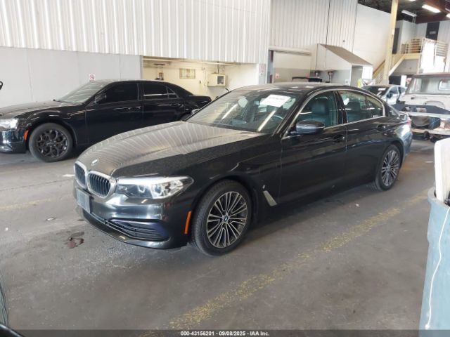 2019 BMW 530E WBAJB1C55KB375513 Photo 1