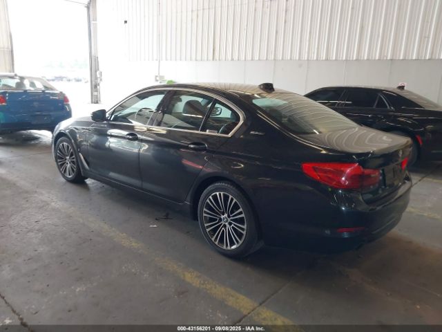 2019 BMW 530E WBAJB1C55KB375513 Photo 2