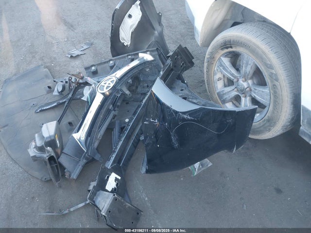 4T1BF1FK1HU268691 Toyota 2ar-fe