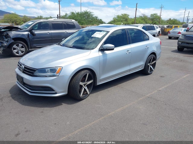 3VWLA7AJ9FM272740 Volkswagen Jetta