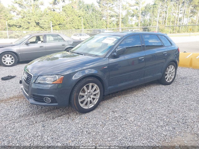 2011 AUDI A3 WAUKFAFM1BA068406 Photo 1